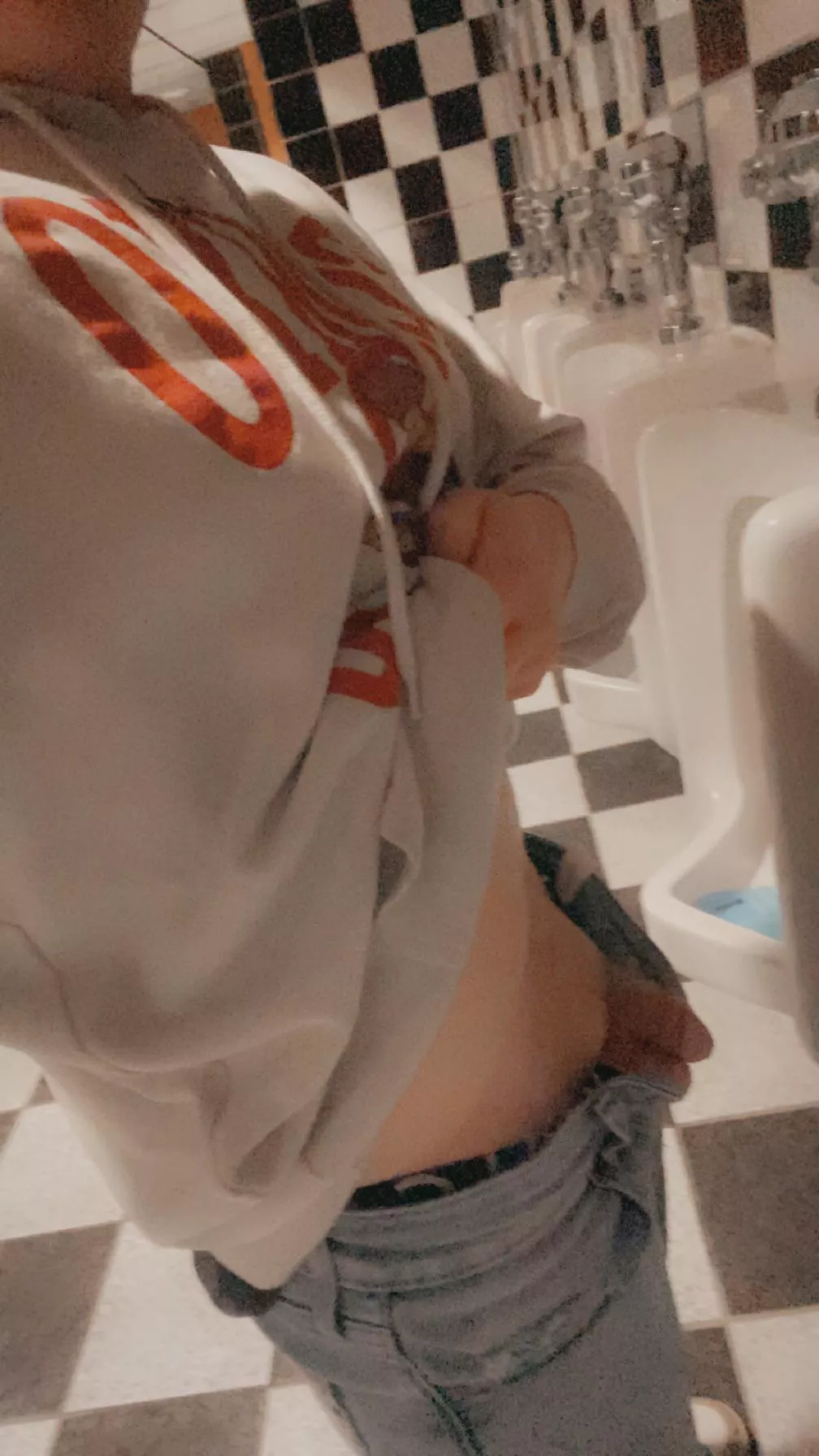 Took a sneaky pic in the movies bathroom 😘 posted by IncidentAcceptable81