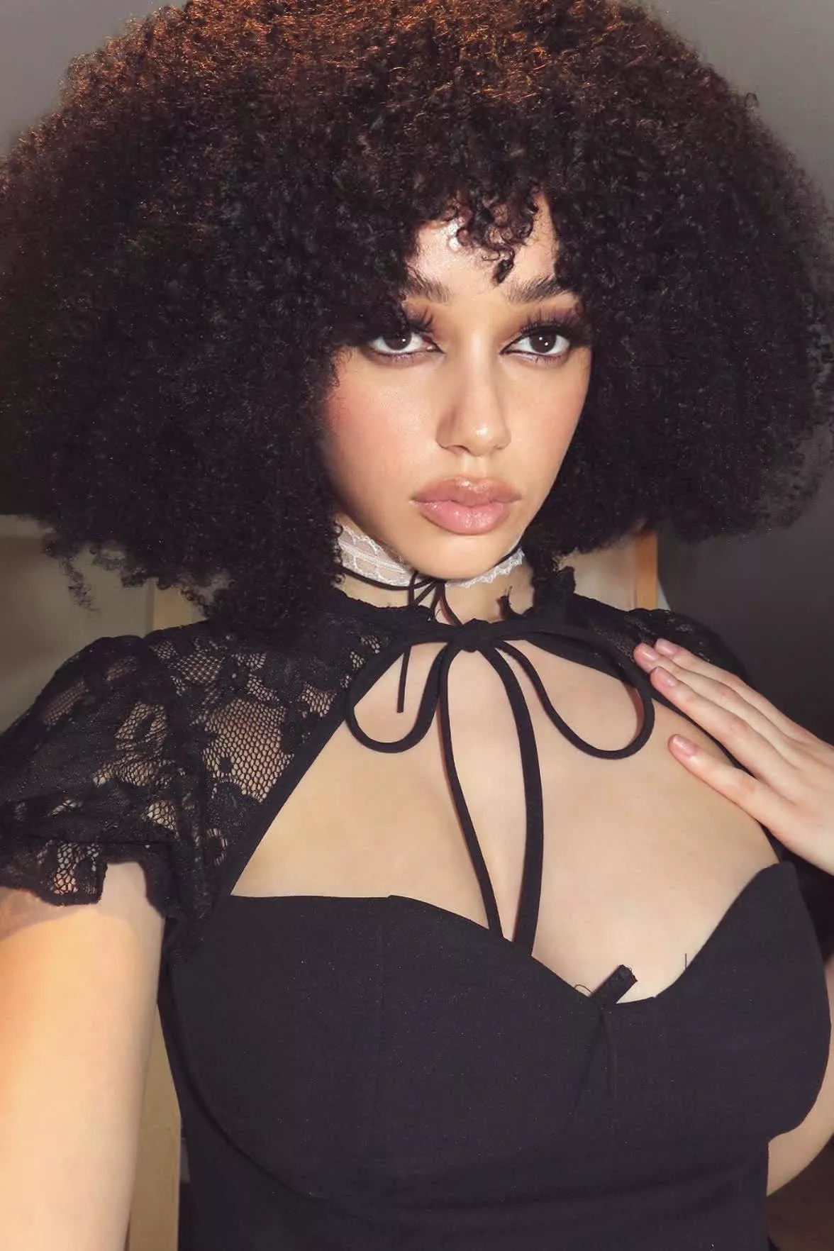 Wanna know what's ur thinking or lets just get wild posted by Samiraxoxodarky