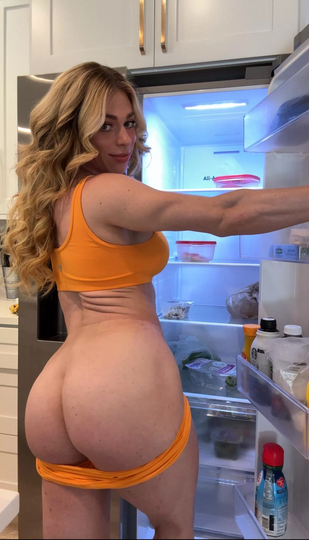 What's healthier.. meal prep or my giant peach? posted by mandaiiiii