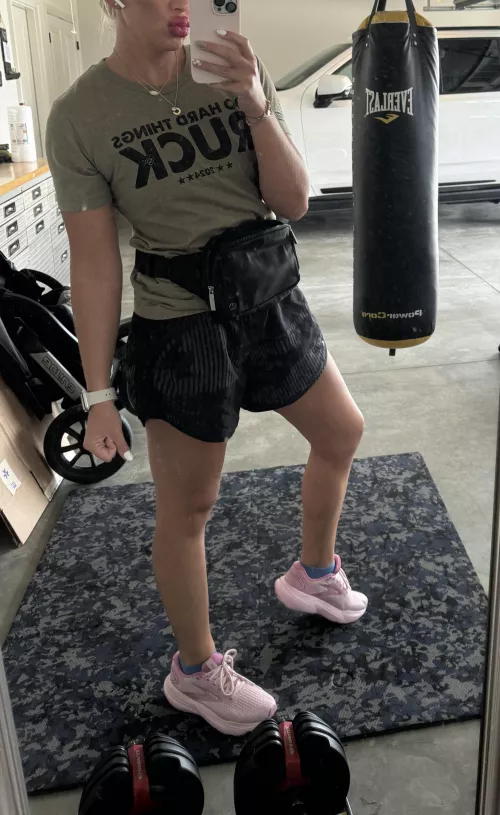 2 mile run  by goddesschanelrosexo