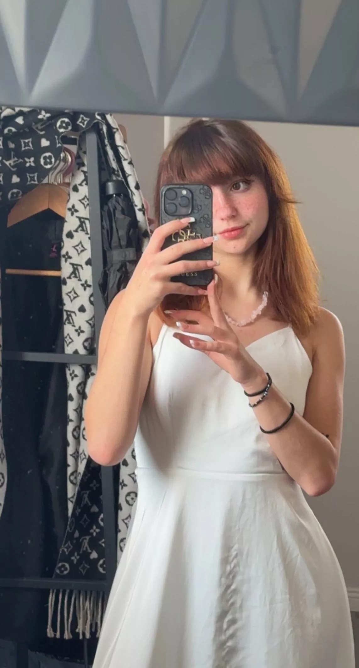 can’t tell if my face is really in the shape of a classy one posted by EnchantingBreezex