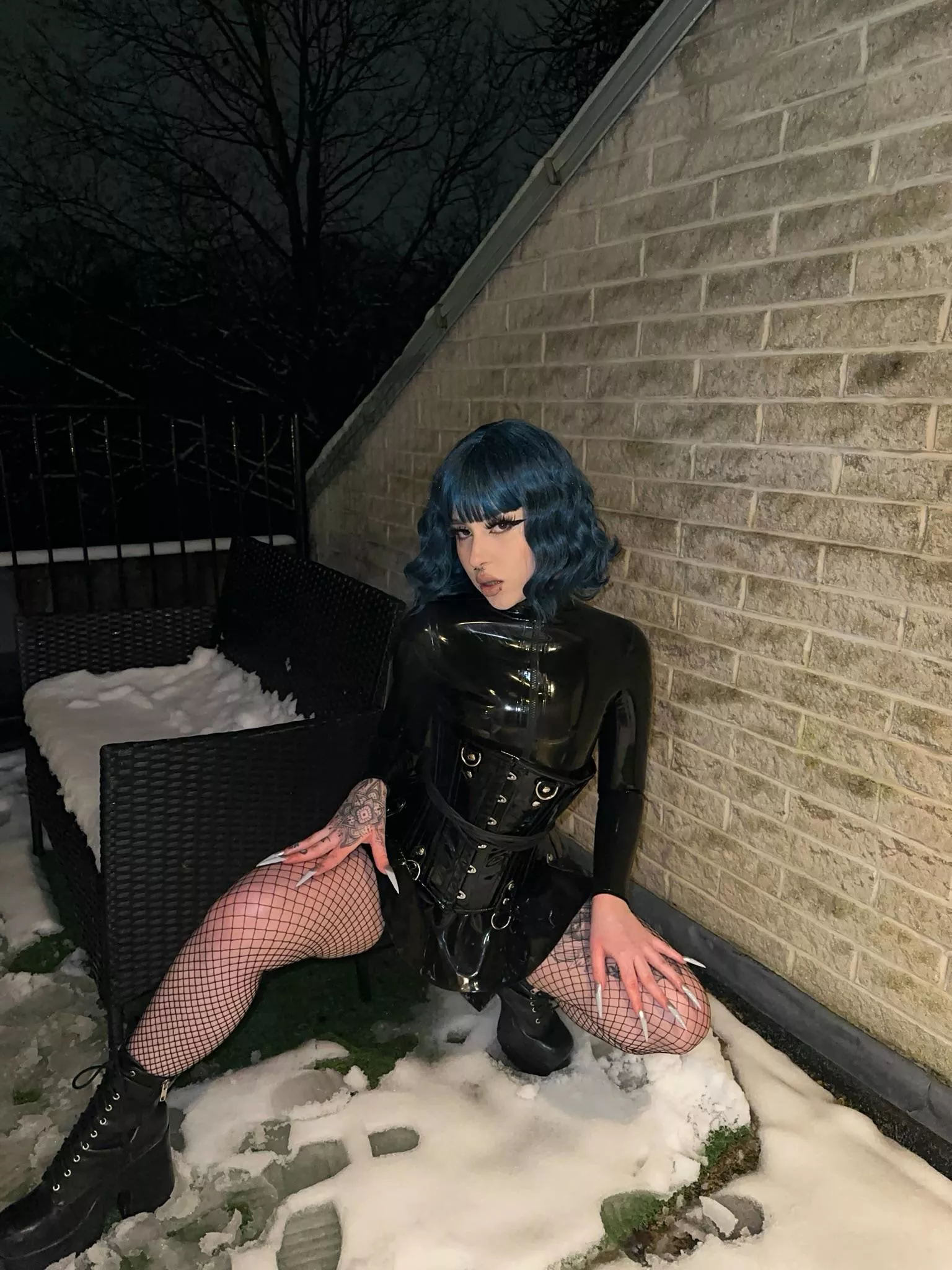 Girls in latex do it best posted by notvicii