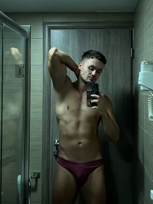 Hand up!  by jocktrunk