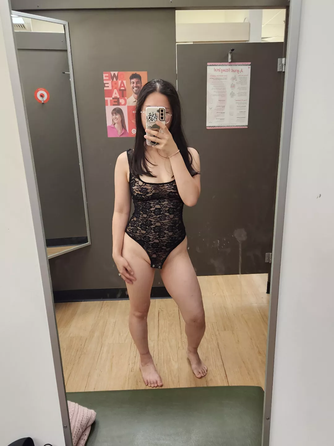 Helo me with my buttons real quick posted by vieravixen