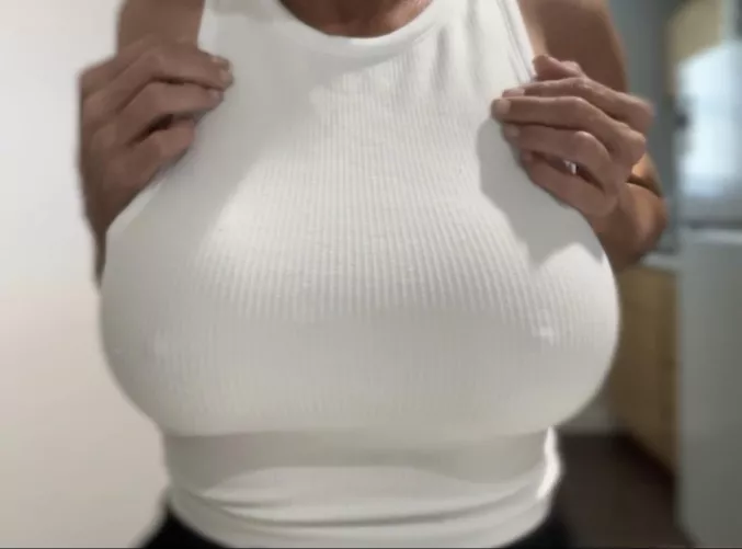 I never wear a bra 🫶 by Melodic-Nothing-9715