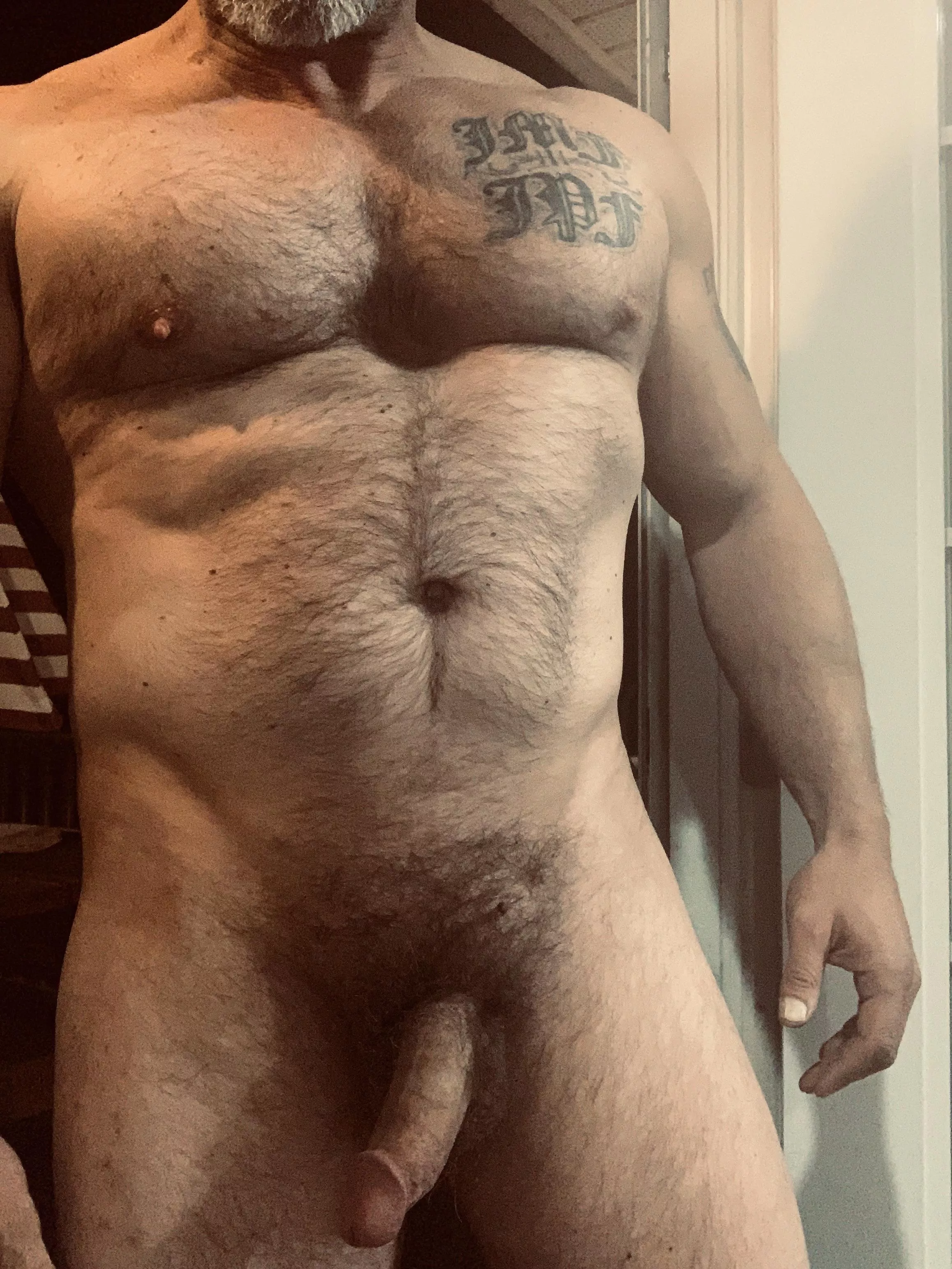 If you’re the next door mom,are you coming over [50] DMs open  posted by Werewolf4949