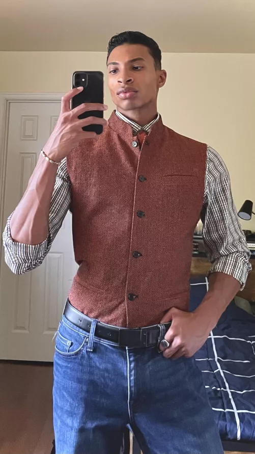 It’s time to break out the Autumn clothes officially 🍂  by Emotional_Victory