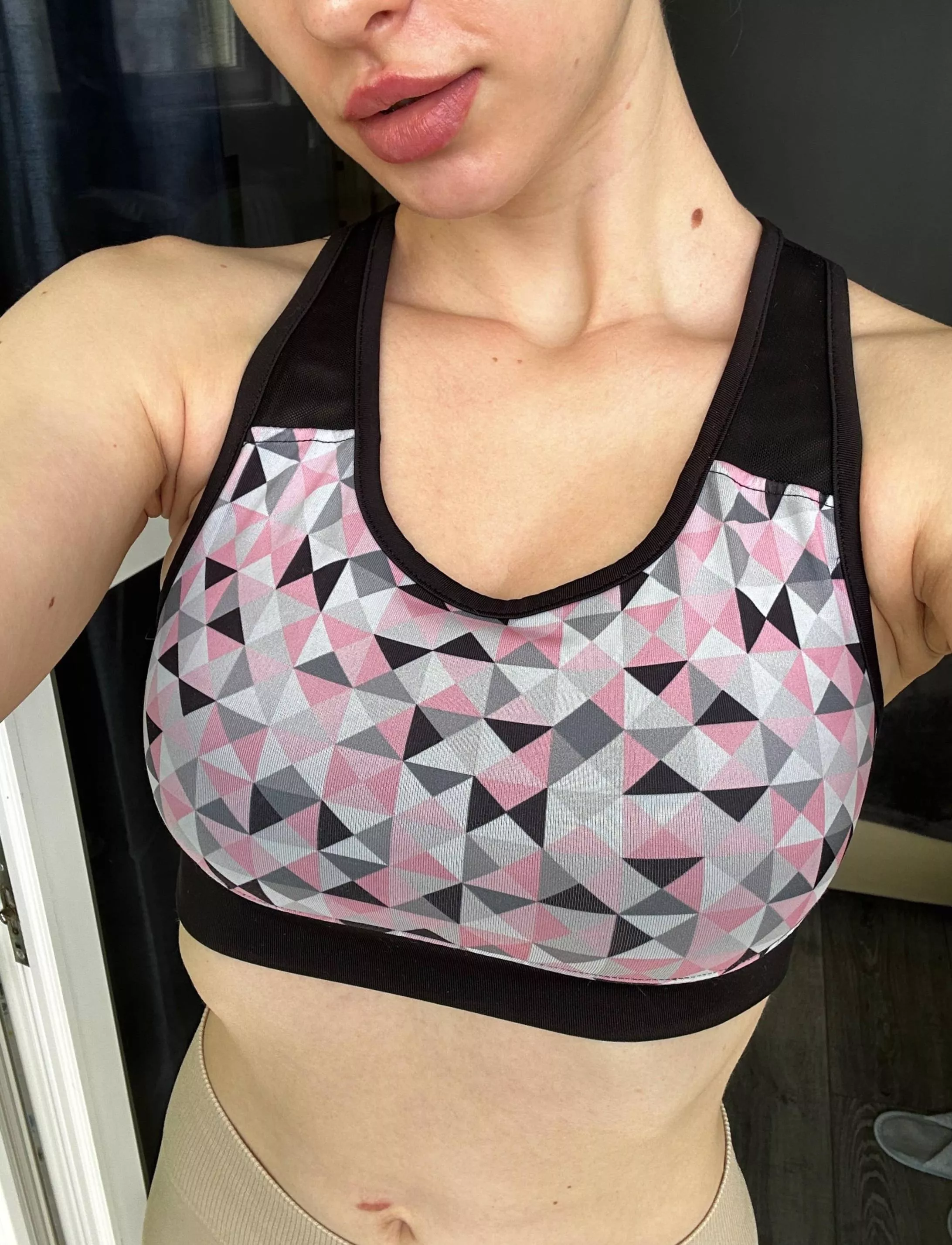 Love showing you my sports bra from work posted by TongueCandyy