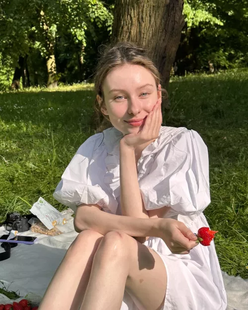 Luiza Milovanova by Pristine_Parfait_304