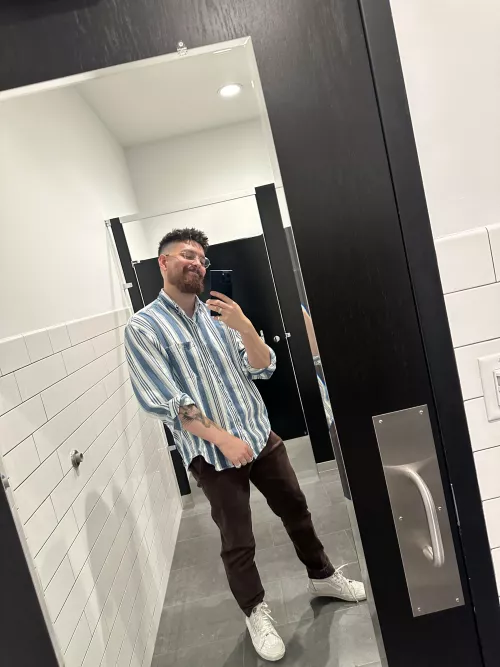 Okay boys I need book recommendations, and bros who want to be in my book club.  by zklorenzo