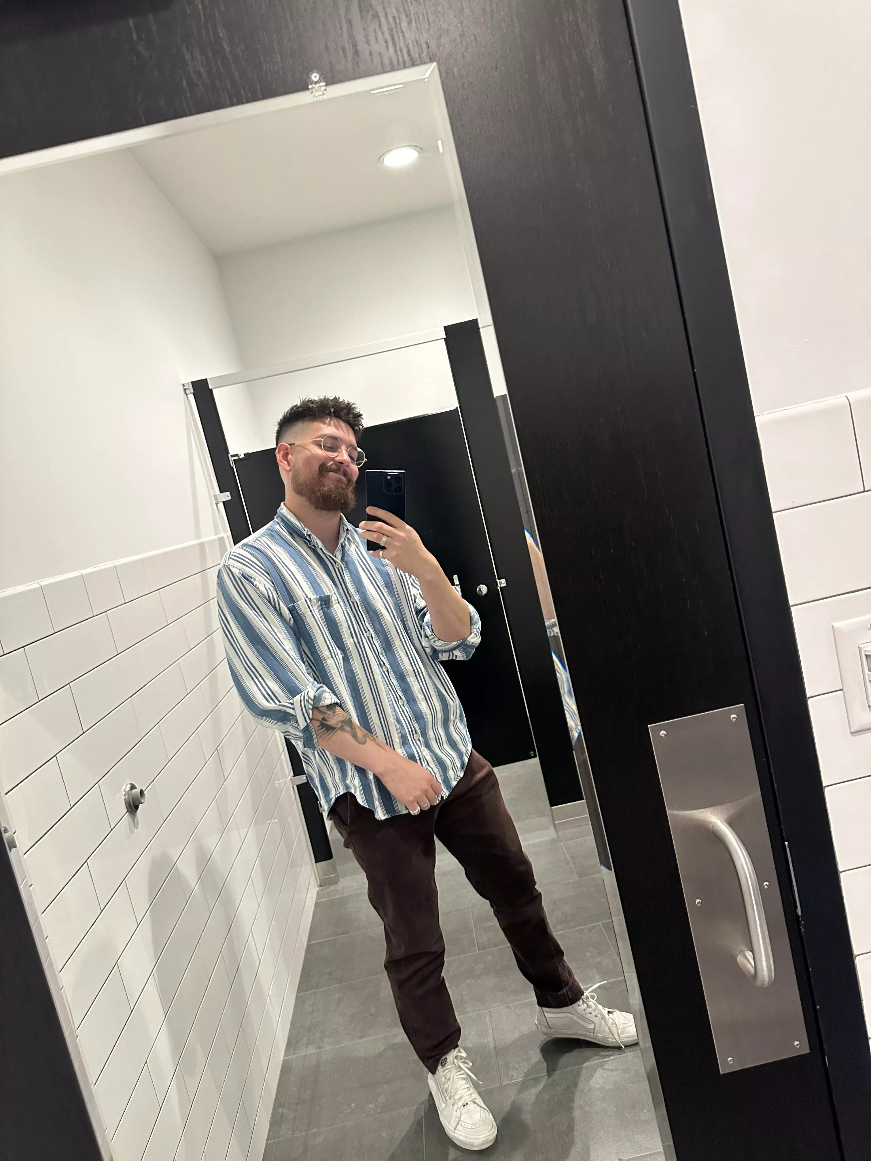 Okay boys I need book recommendations, and bros who want to be in my book club.  posted by zklorenzo