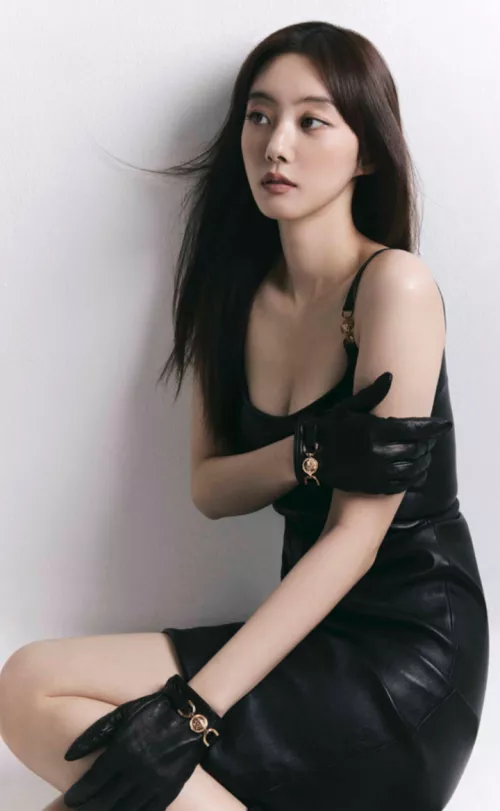 Park Se-wan by GlassPercentage3328