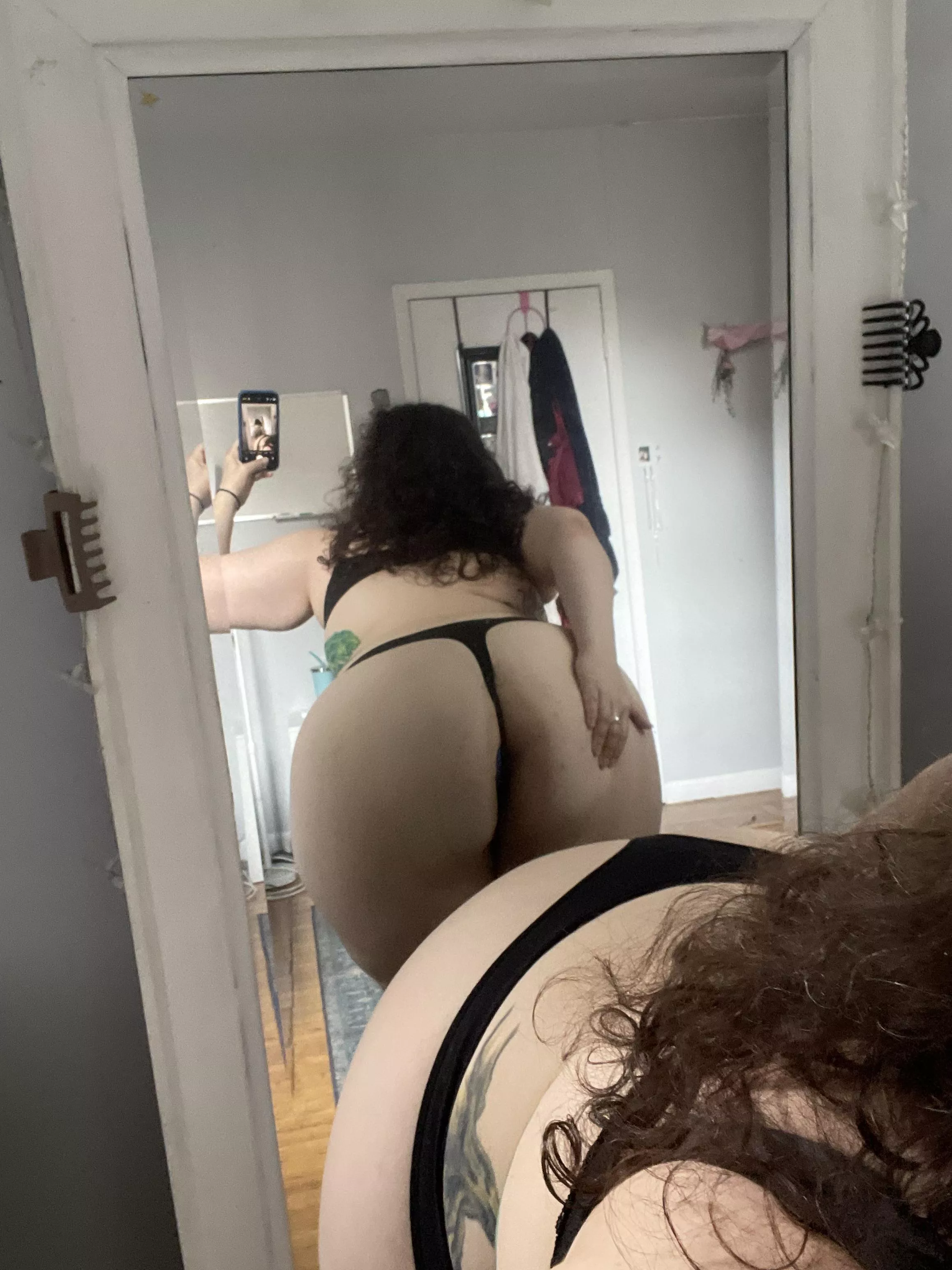 Show some love if you would definitely not pull out 💦 posted by Pretty_Ad_825