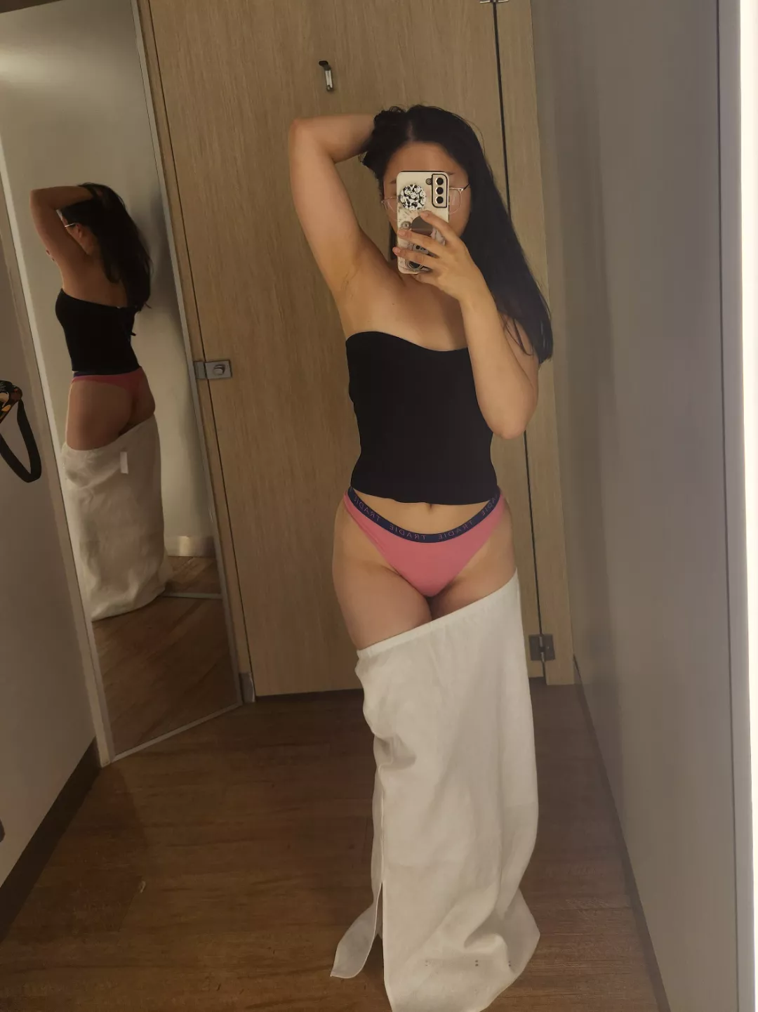 Showing off my thong in the change room posted by vieravixen