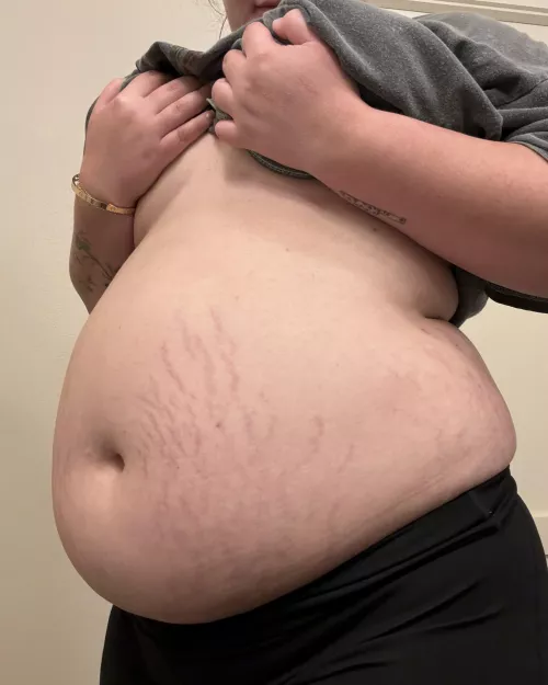 So that’s where the stretch marks came from  by feedxmexdaddy