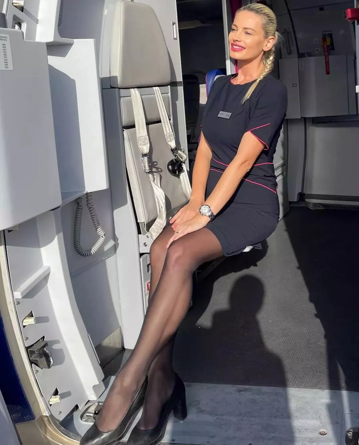 Sub kissed 🇷🇴  posted by TravelerFrequent7