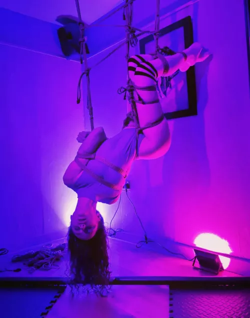 Twisted marshmallow torsion 🩷💜 by alterskyex