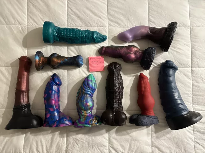 WTS - Bad Dragon, Wandering Bard, Hankey’s Toys, TTC.  by Final-Bluejay7173