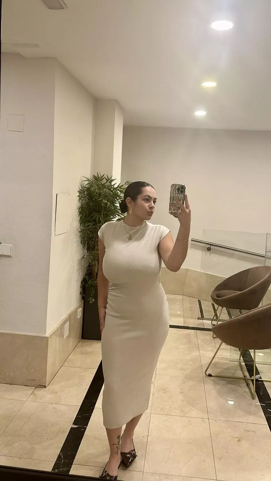 Busty businesswoman  posted by RPaasche