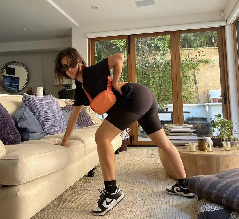 Camila Cabello  posted by guskor