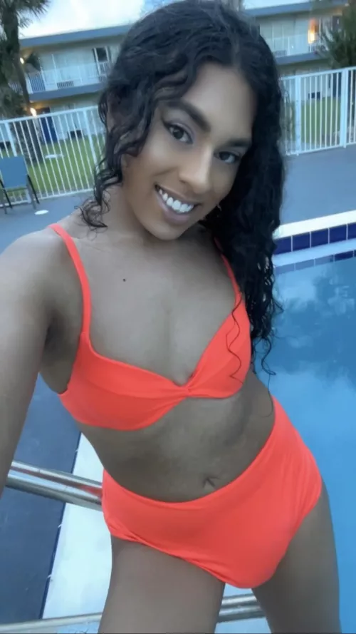 have you ever seen a brown girl w a buldge ? by AriaMaraj