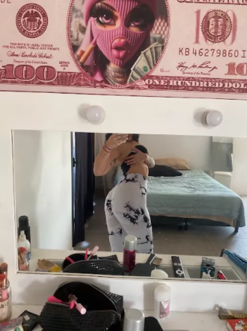 Hold them sweetie  by PinkPeony_69