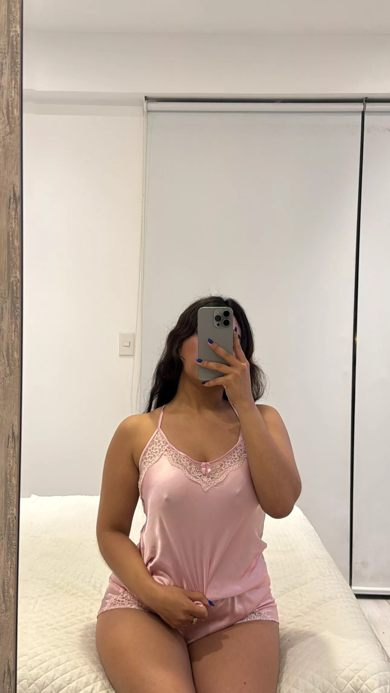 In pijama 🩷 posted by LeaderApprehensive43