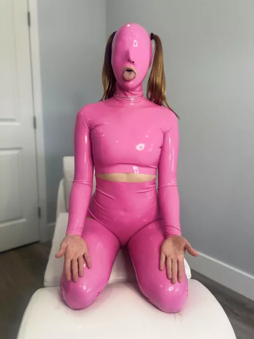 Made to serve  by Couple_of_Perverts