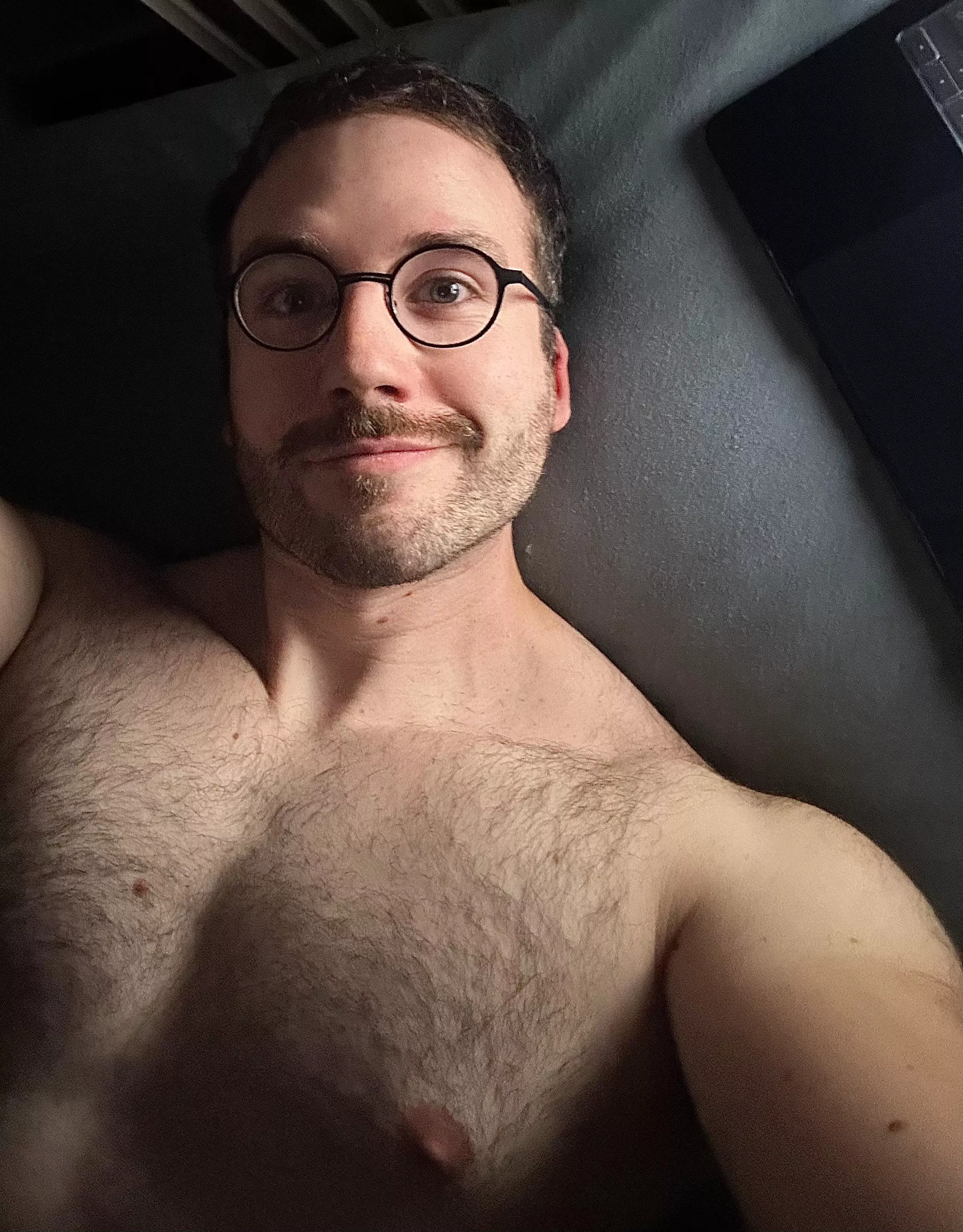 Nip slip cameo 👋  posted by YoyoKaramel