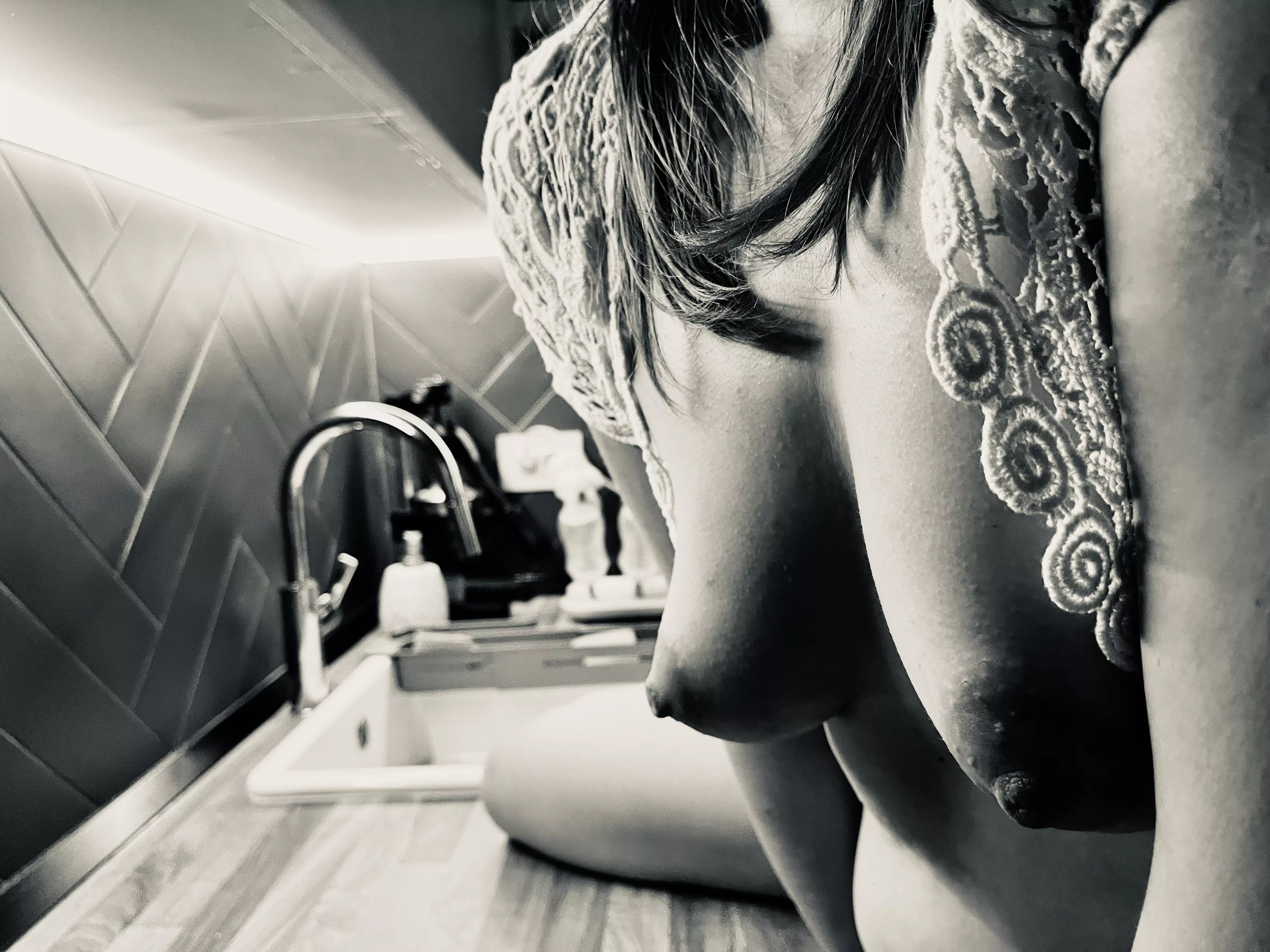 Pure and natural mom in her element posted by Divine-Kathia