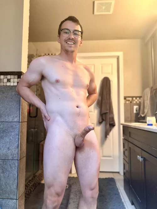 Standing attention 🫡  by Rizzlebizzle12