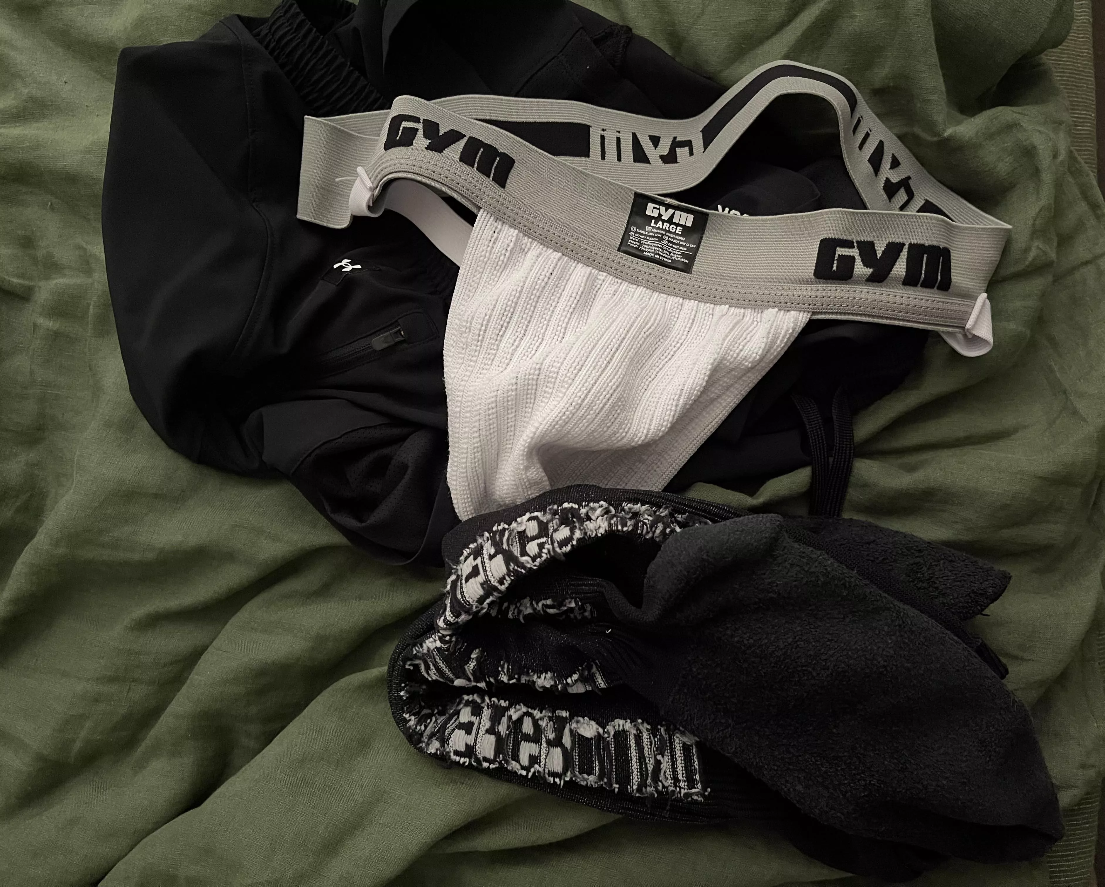 Sweaty jock after heavy deadlifts  posted by fred11a