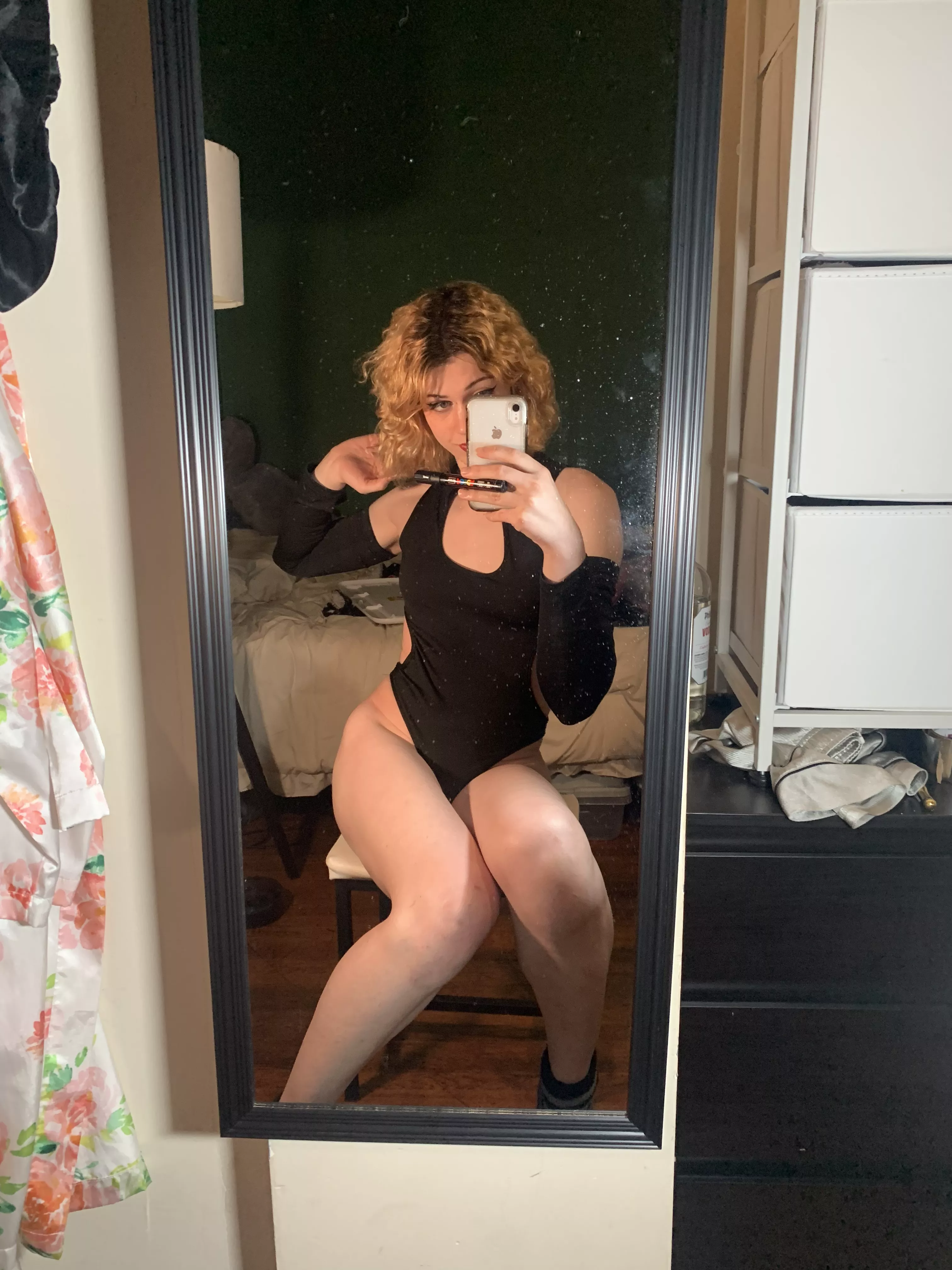 trade deal: you give me attention, I give you all this? 🥰 posted by bootybizzy