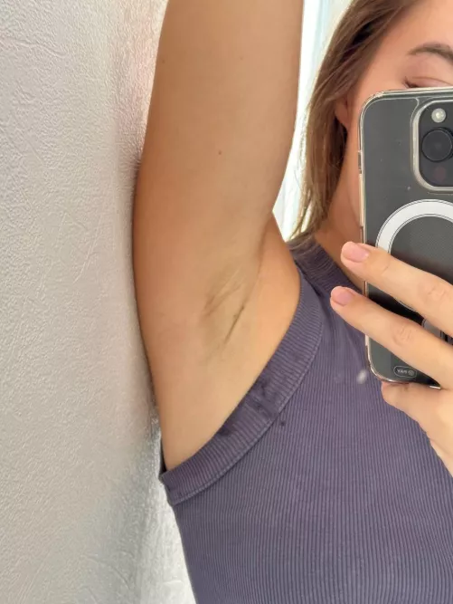 which armpits do you like to lick more, shaved or hairy? by strungdelorme