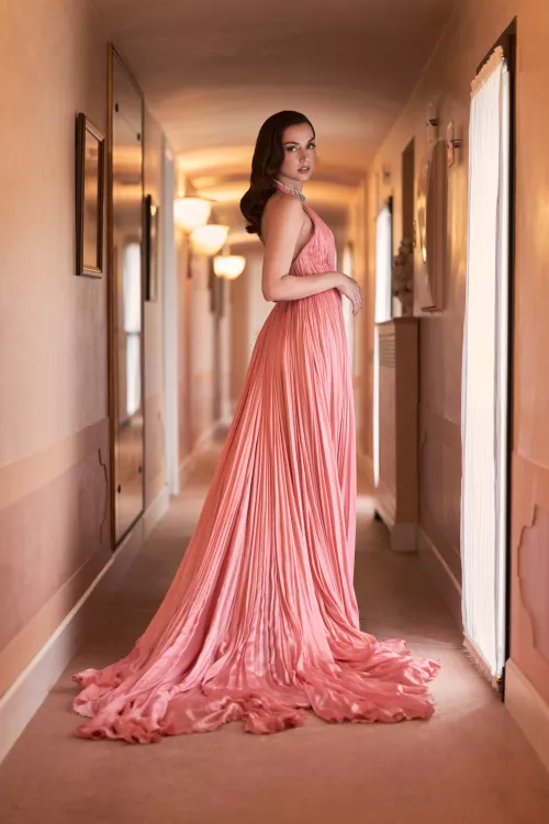 Ana de Armas by ReactiveYam