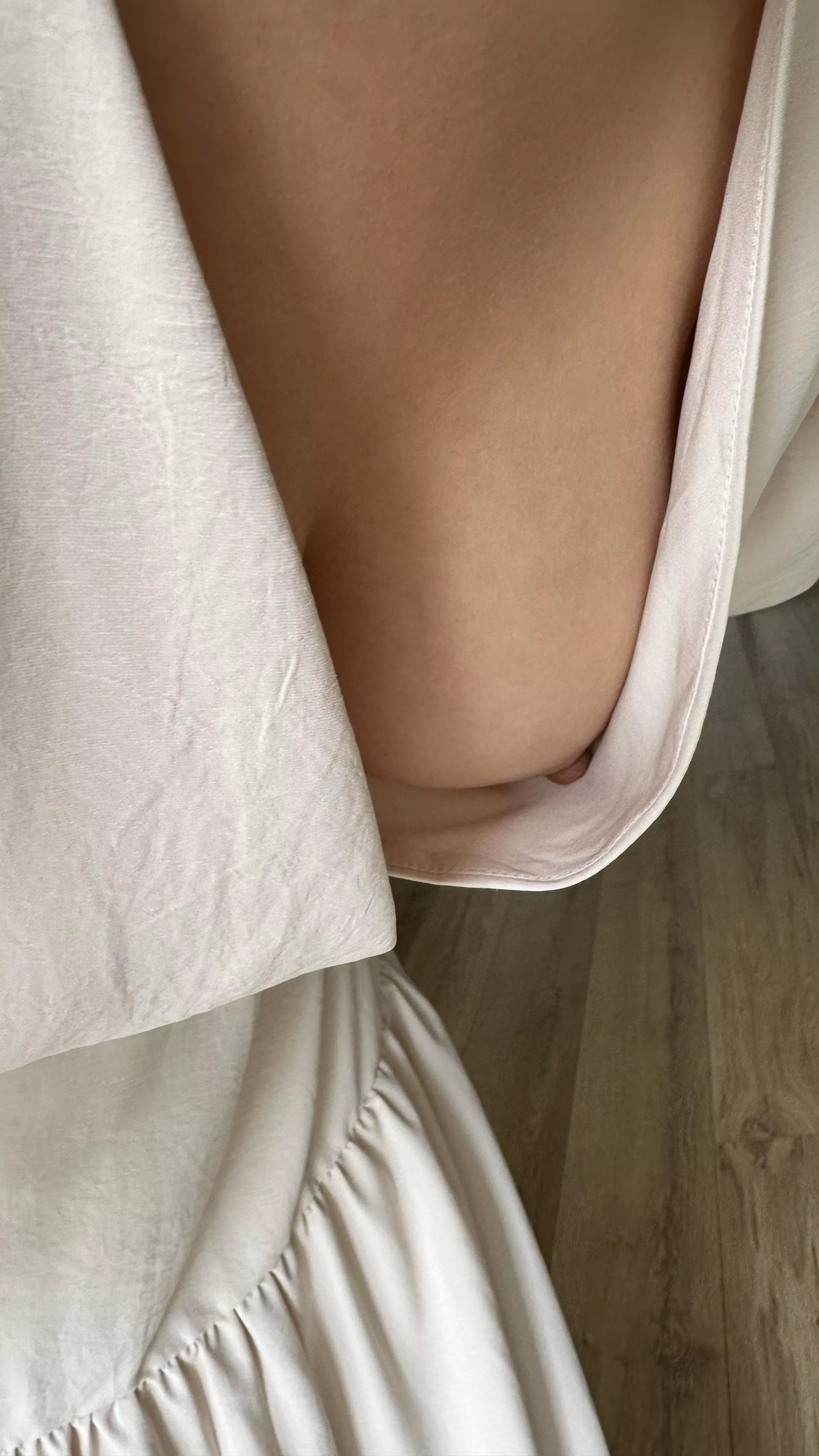 Are you having a HARD time deciding whether you prefer a downblouse in a low-cut dress or just a blouse? posted by lightpinkie