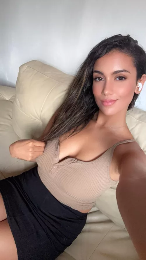 Clothed as usual but with my silky smooth pit out... how's that though by Spooky-Yellowjacket