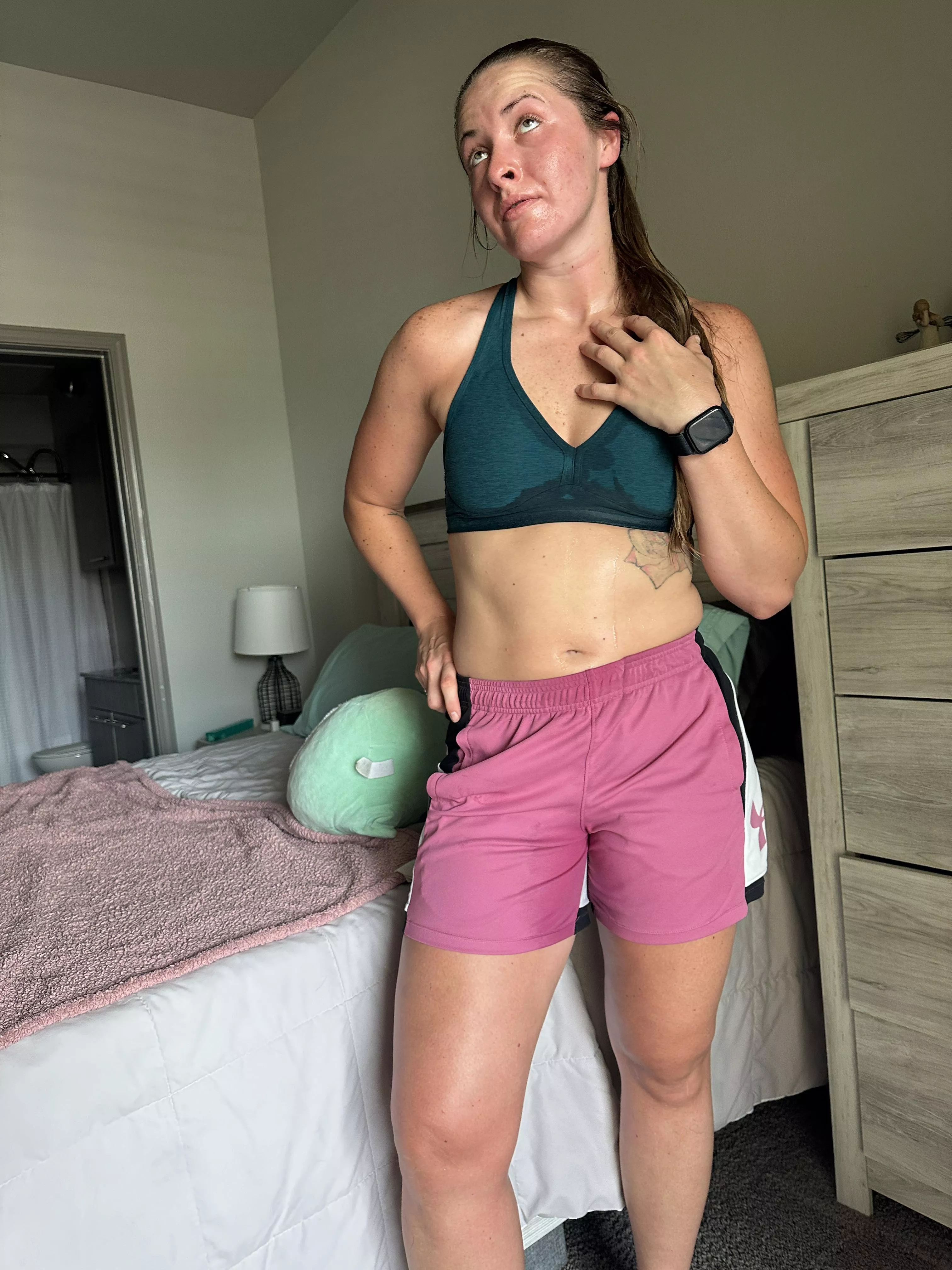 extra sweaty from my run 🙃 posted by cumwcourt