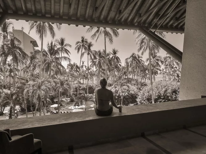 I love a tropical layover!!! by JennySmoak