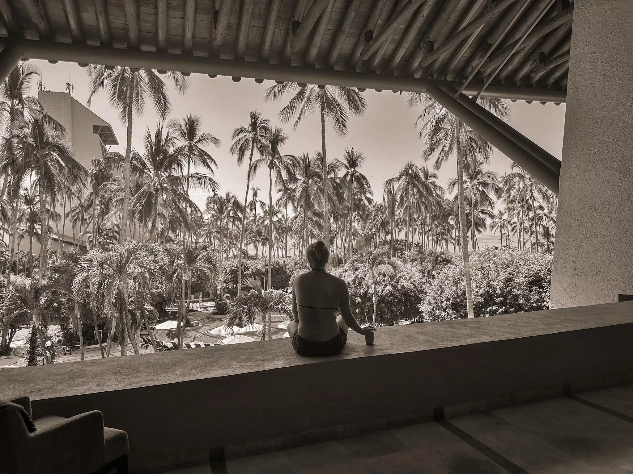 I love a tropical layover!!! posted by JennySmoak