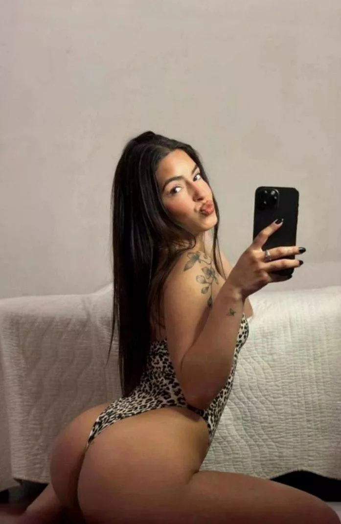 I love baking cookies... do you have a favorite kind? posted by Weird_Huckleberry708