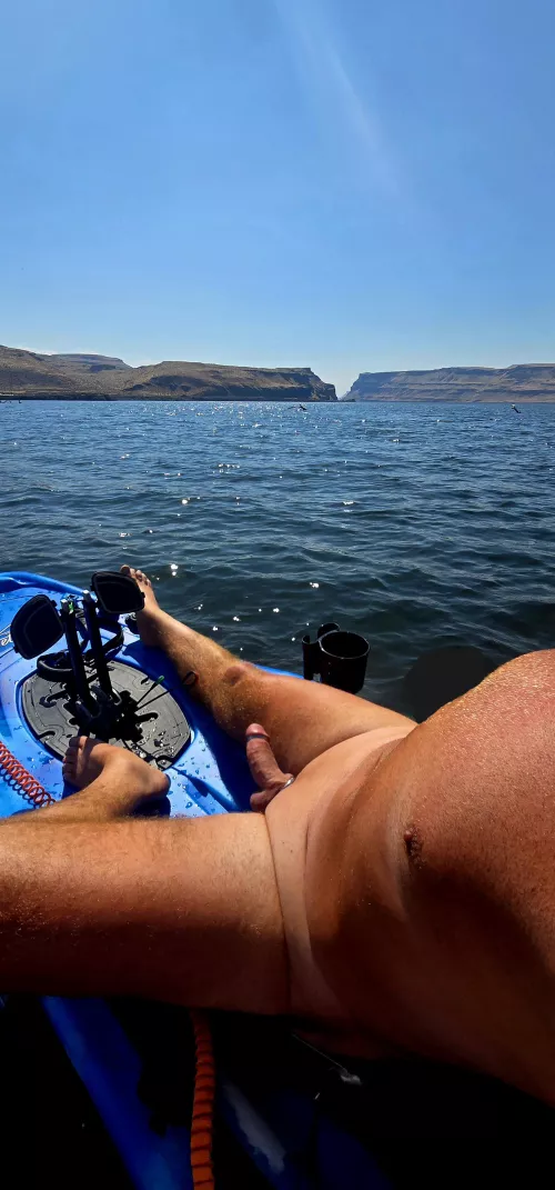 I'm going to really miss these nude sunbathing/kayaking days in the coming months 😩  by deepdrilling80