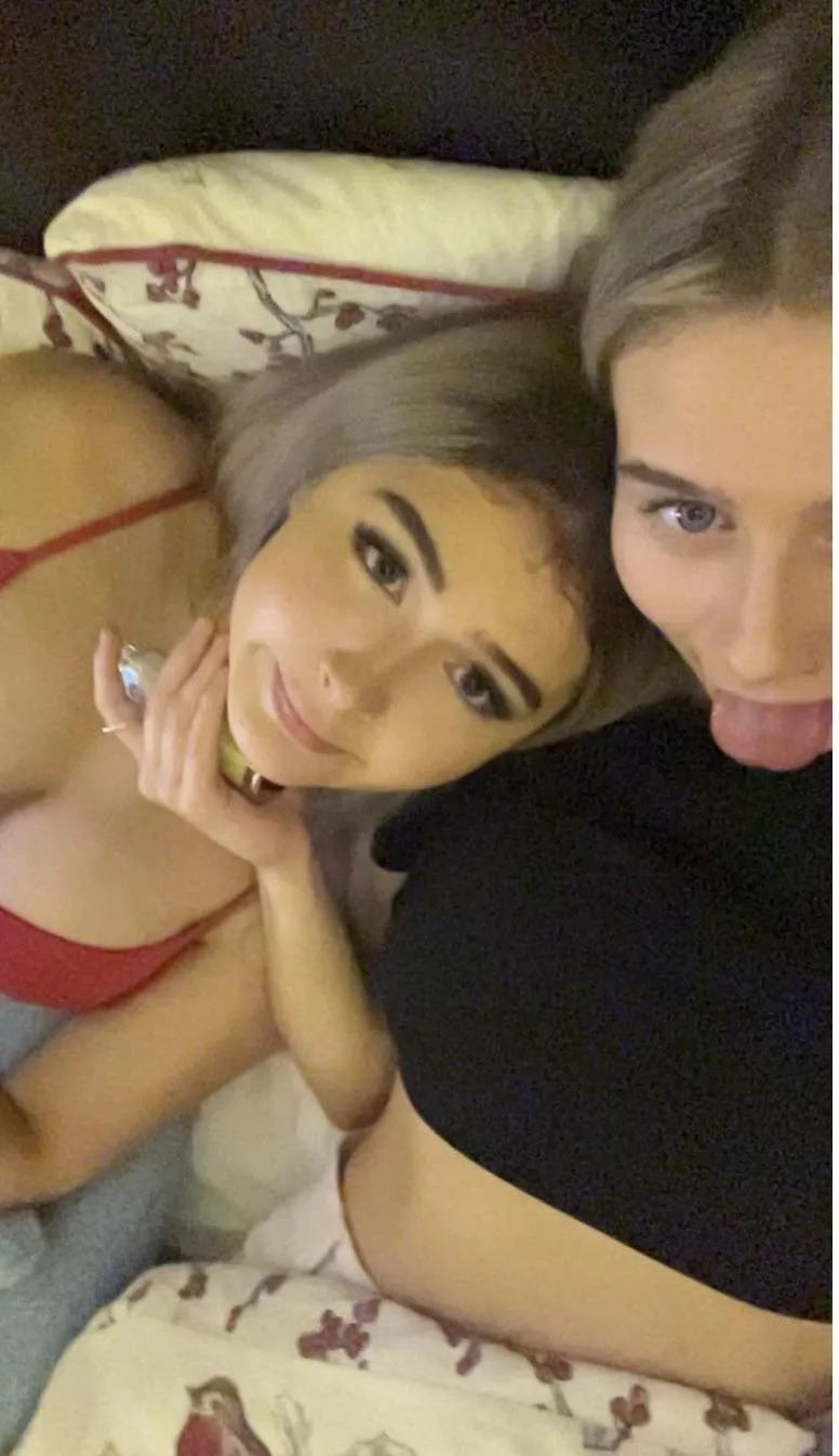 im the left posted by lilycarey133