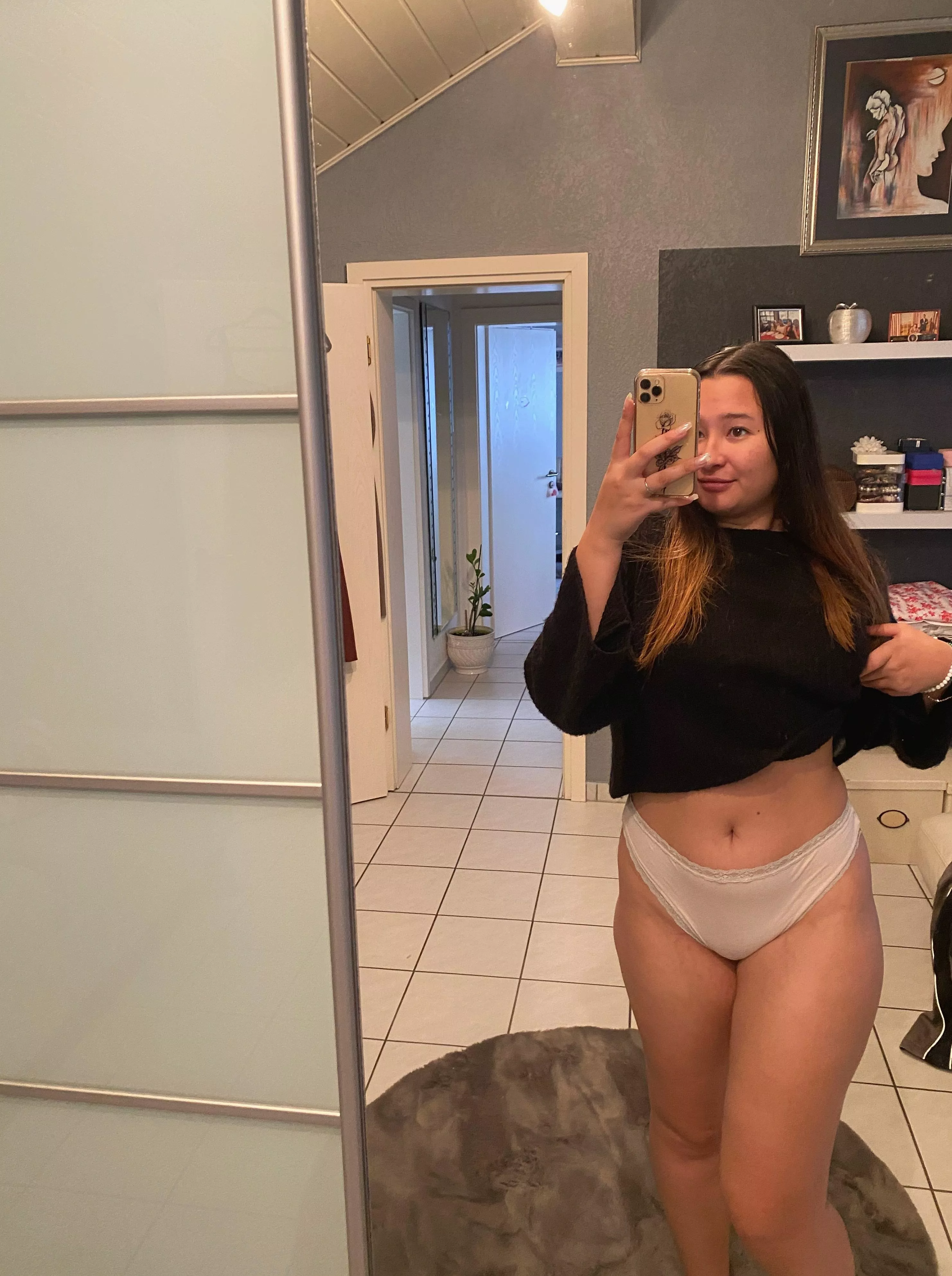 Ready for a extra hand posted by RadiantGemma