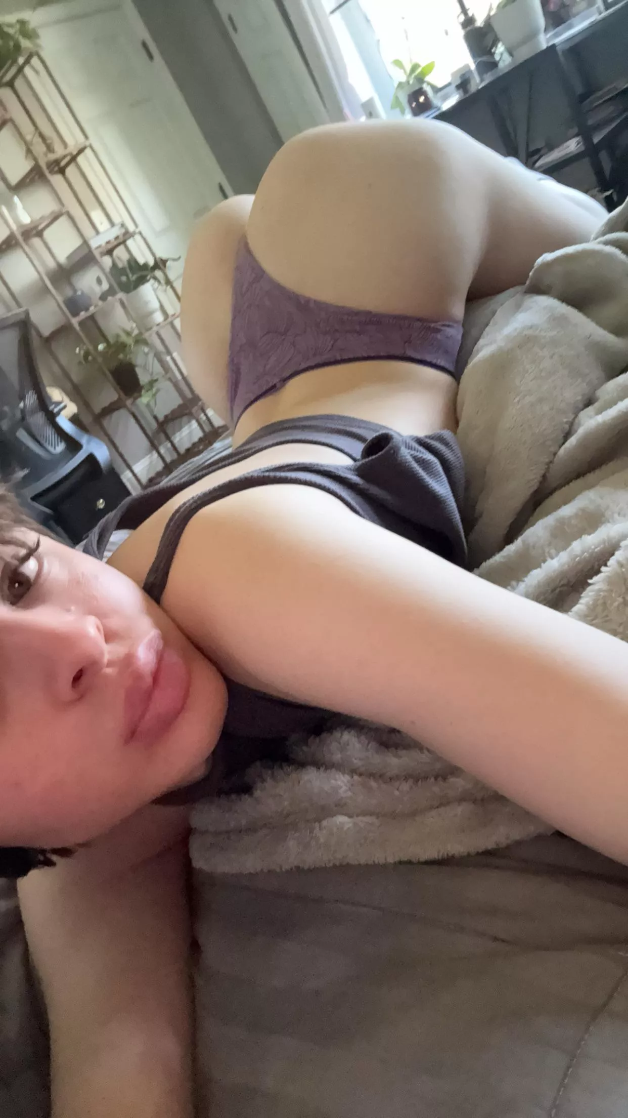 20 fem twink. HMU with a pic of u @throat.goat2024 posted by ResponsibleEar9996