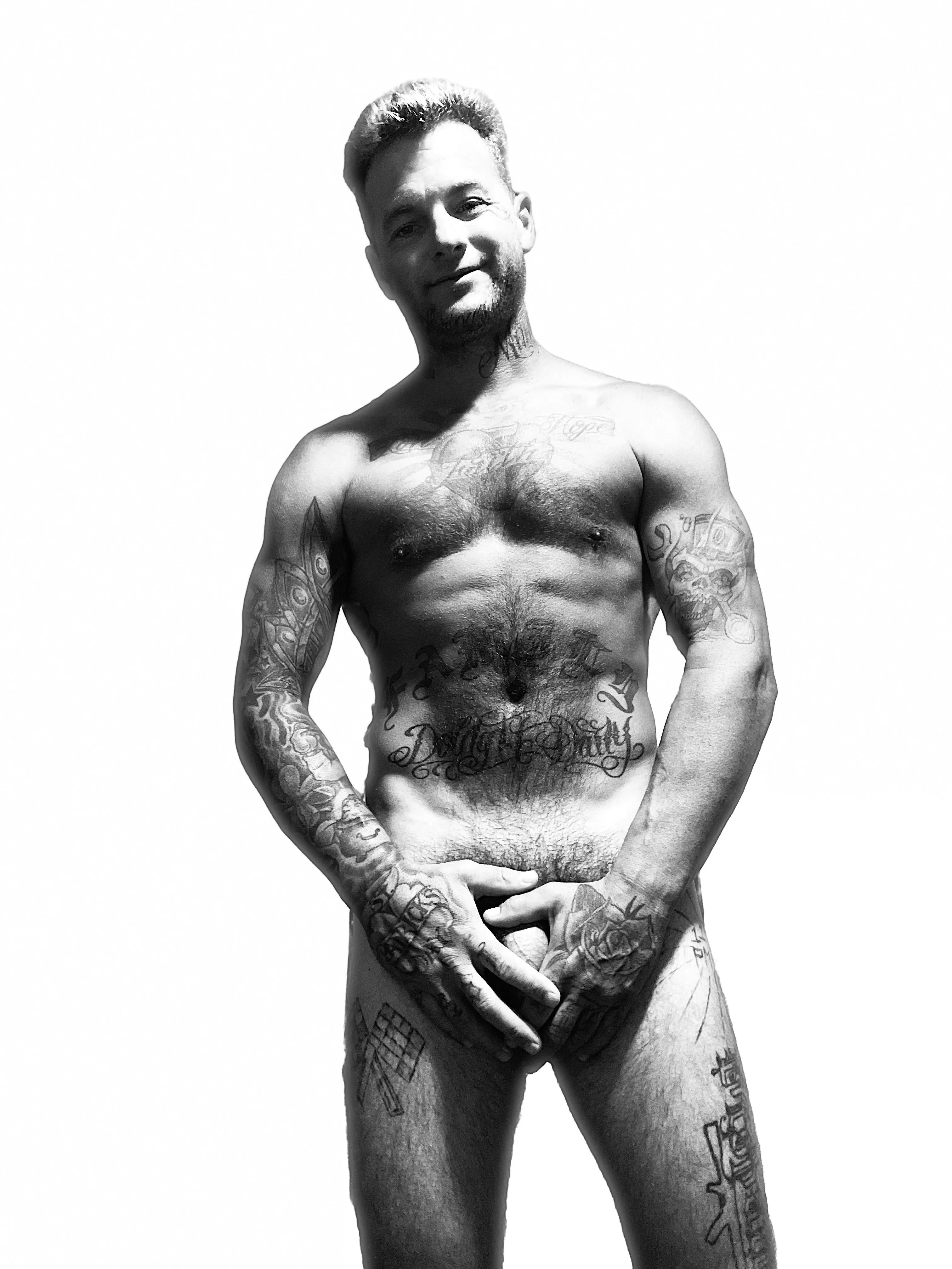 [34]Do I fit in here?  posted by Existing_Bad_1989