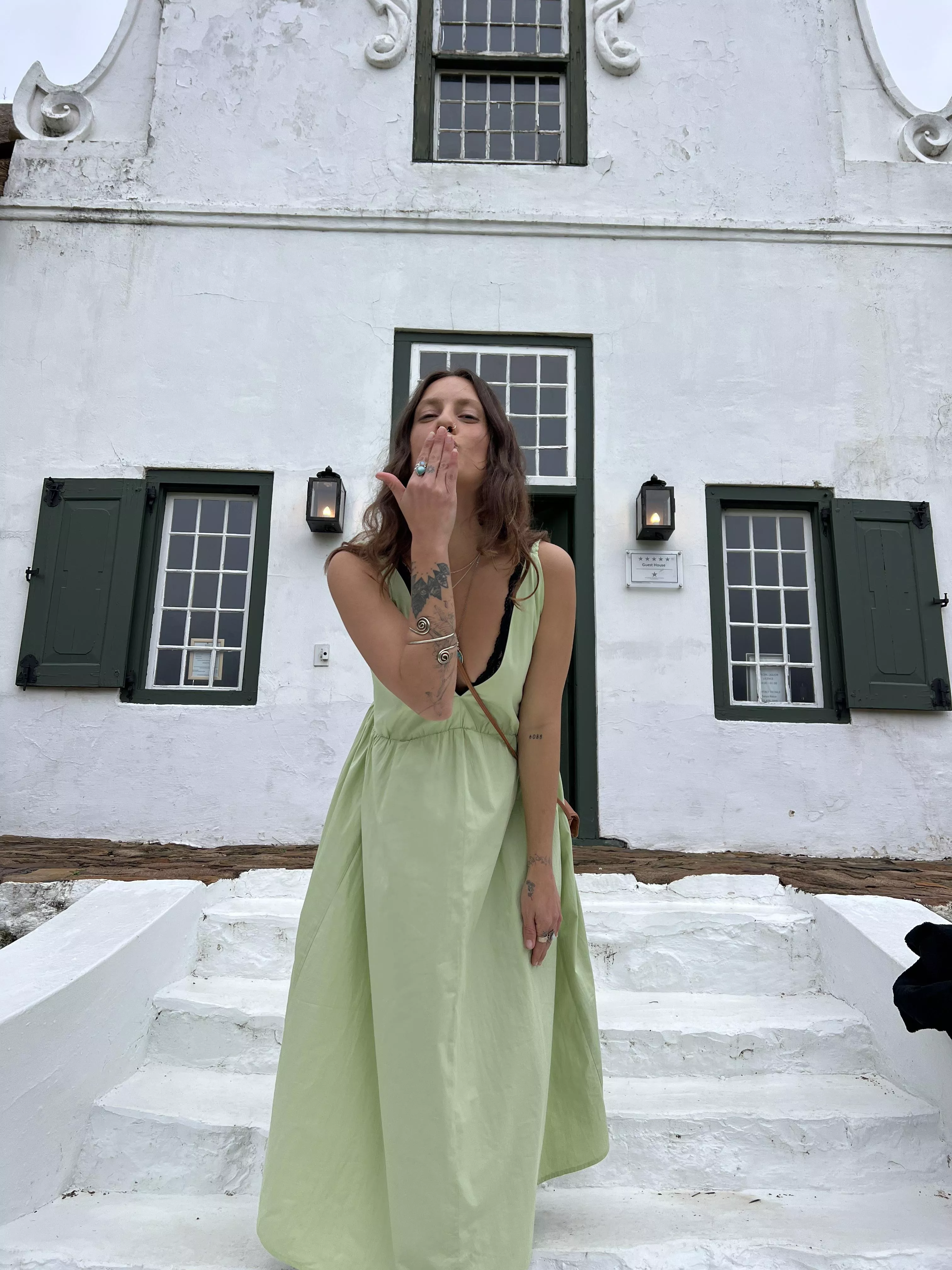 Classy but naughty  posted by CosmicRain22