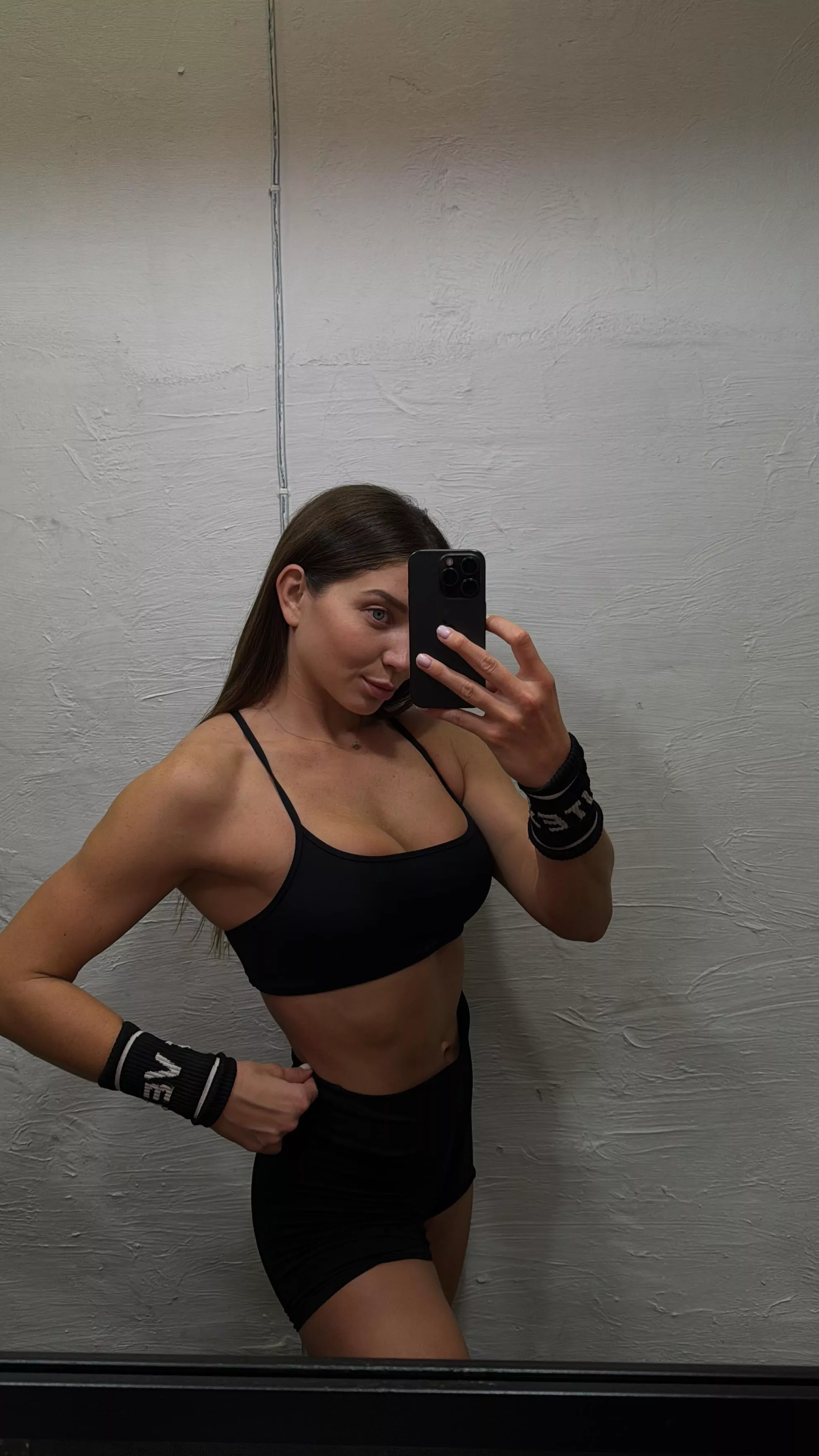 Just a gym selfie to confirm I was there posted by IrinaAmorous