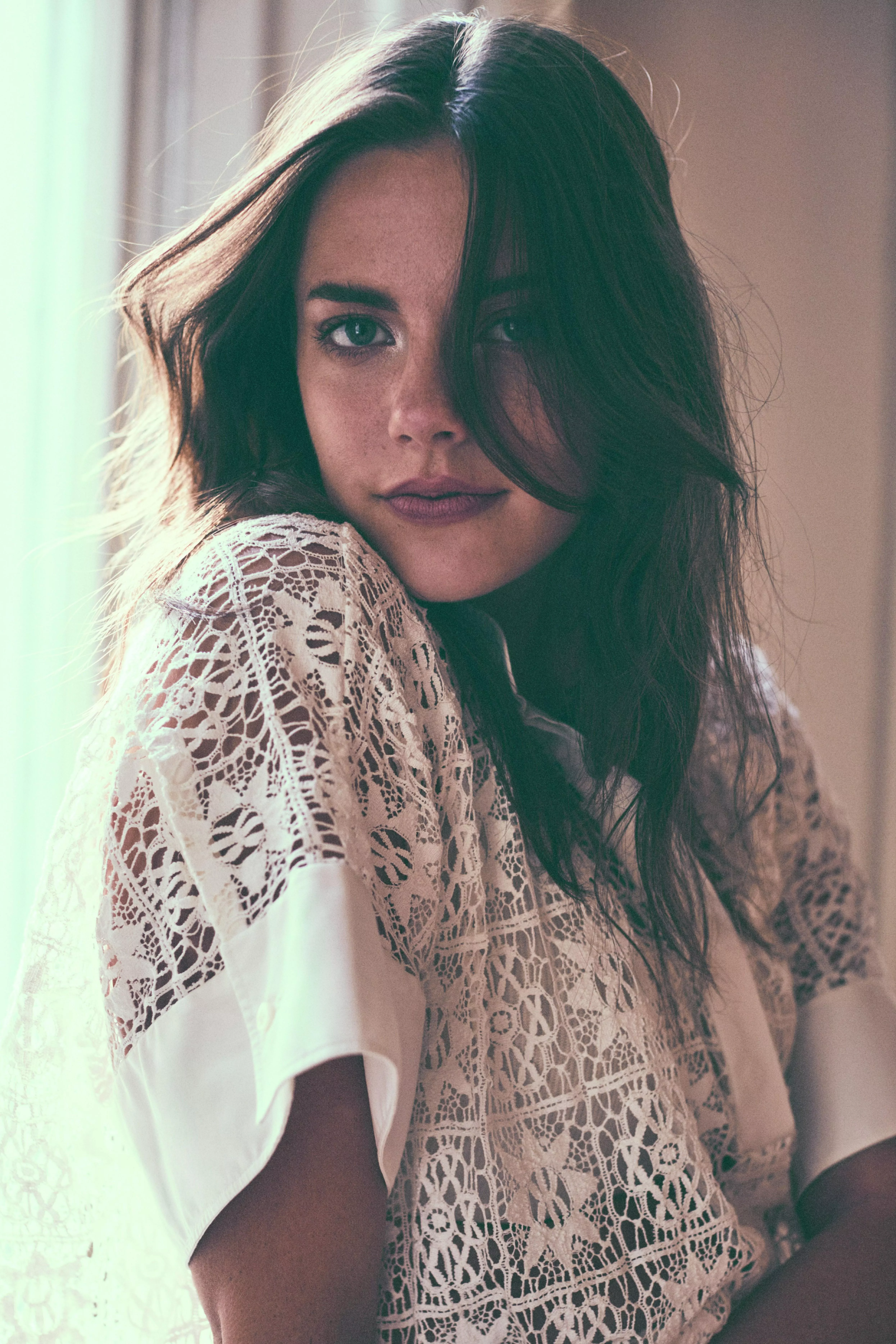 Meg Bellamy posted by qwer5r