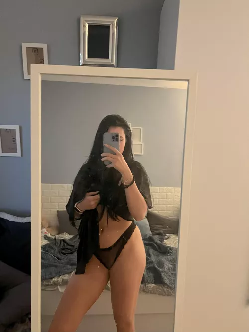 There's a lot more underneath  by ElenaxBabe